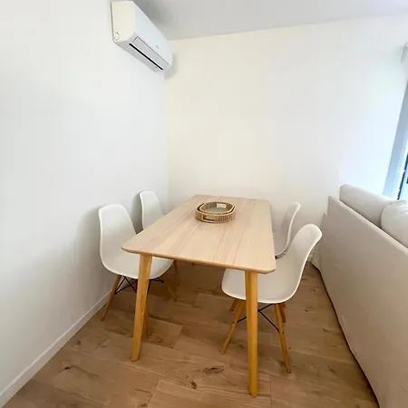 Appartement De La Pinède A La Vue *